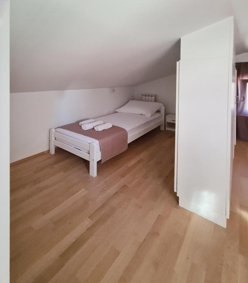 Hisa Idej Apartman Sežana Kültér fotó