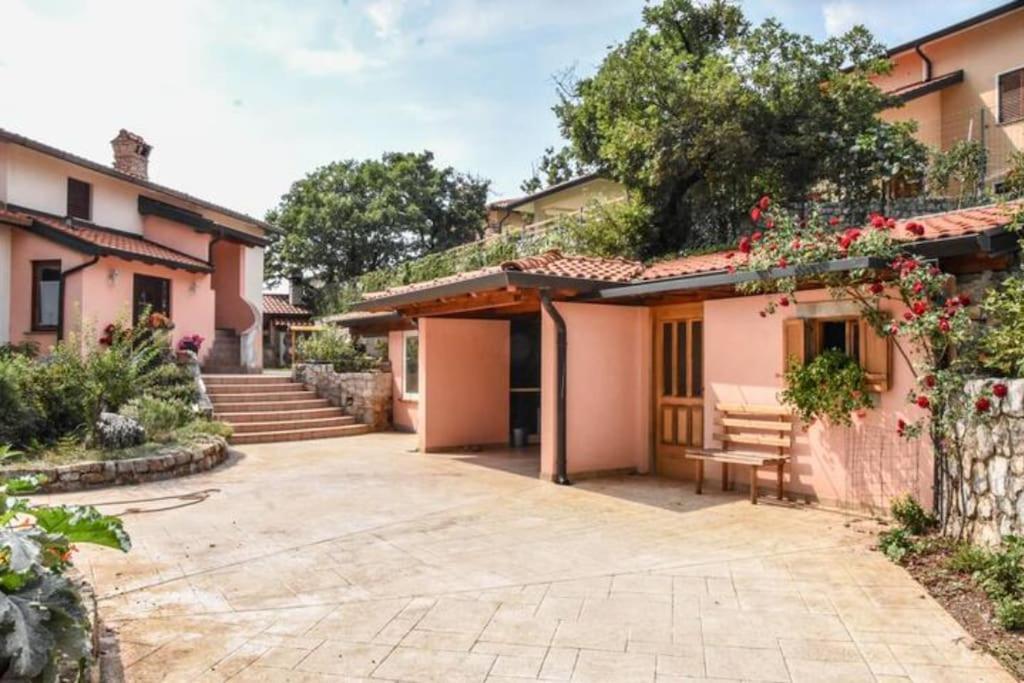Hisa Idej Apartman Sežana Kültér fotó